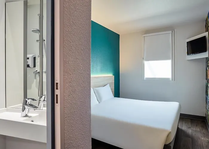 Hotelf1 Actipole Hotel